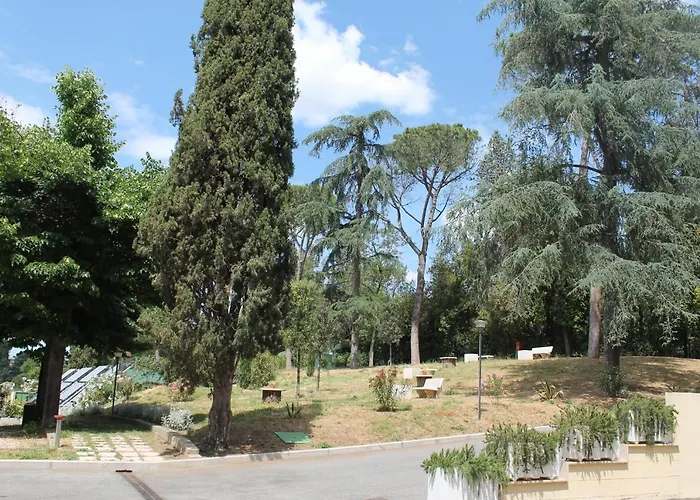 Casa Per Ferie San Juan De Avila Rome